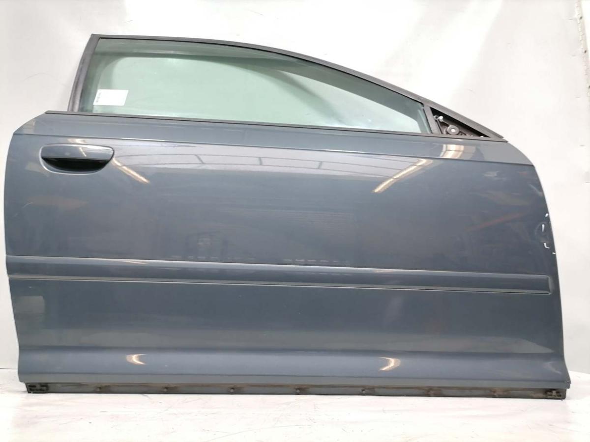 Audi A3 8P original T&uuml;r vorn rechts LZ7H Meteorgrau 3-T&uuml;rer Rohbau Bj.2011